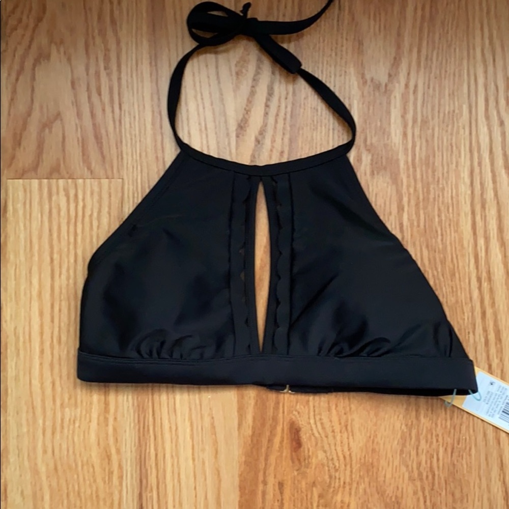 Halter bikini top